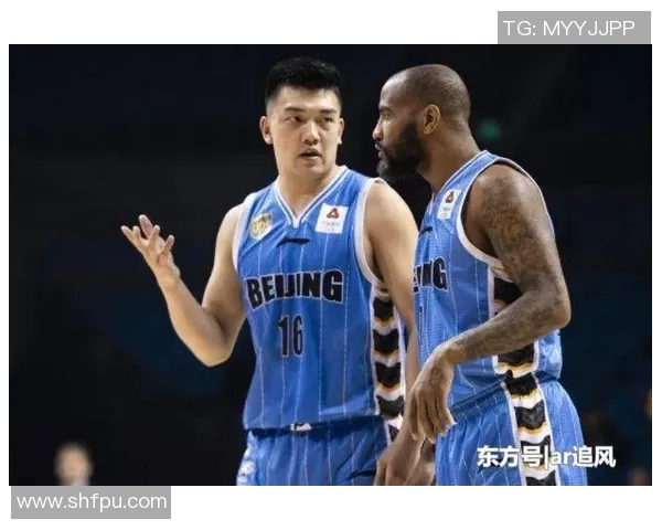 姚明加内特加索尔三位篮球巨星的传奇对决与辉煌成就回顾