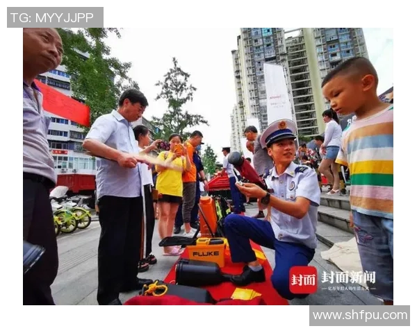 当红明星化身路人篮球手街头秀技艺引发围观热潮